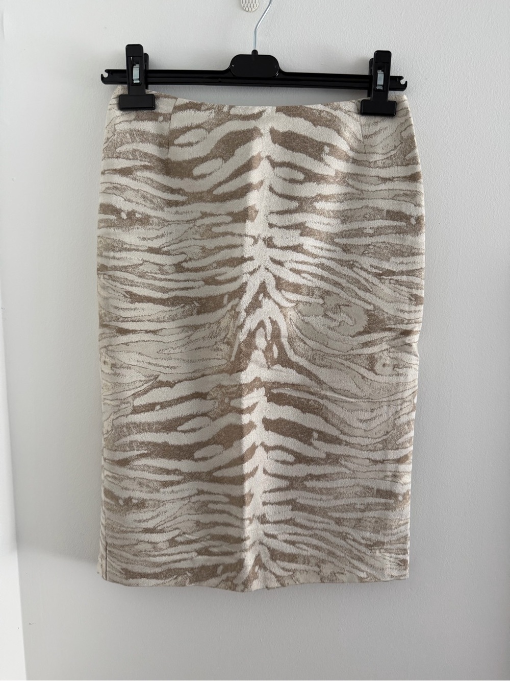 Lafayette 148 New York Neutral Zebra-Print Pencil Skirt